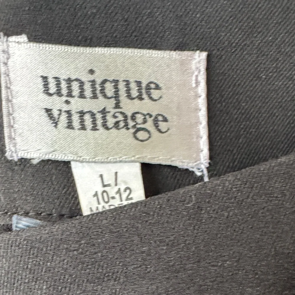 NWT Unique Vintage Black Shorts - Picture 2 of 3